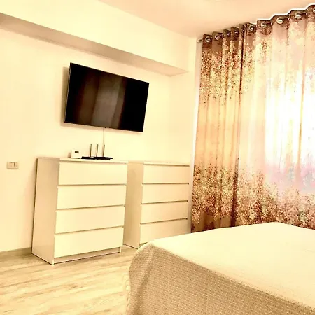 Stylish Studio Apartment *